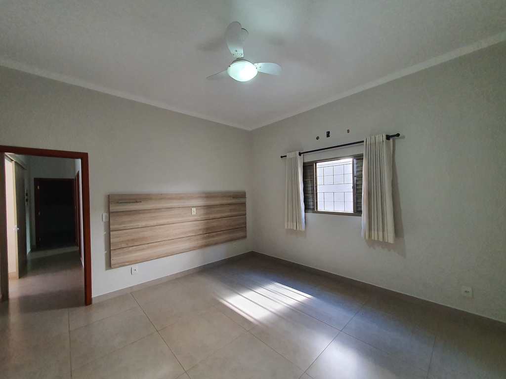 Casa em Jales, no bairro Jardim Monterey