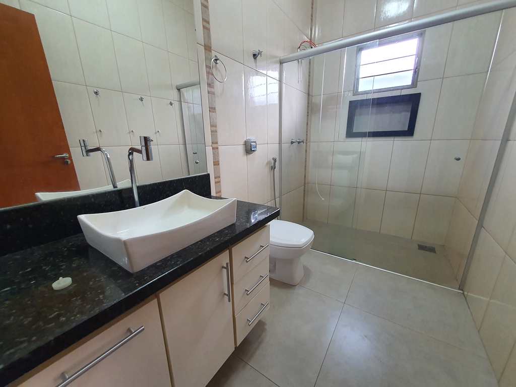 Casa em Jales, no bairro Jardim Monterey