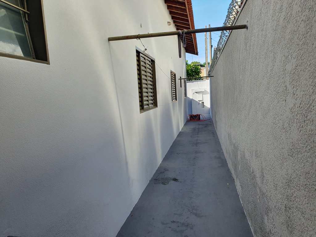 Casa em Jales, no bairro Jardim Monterey