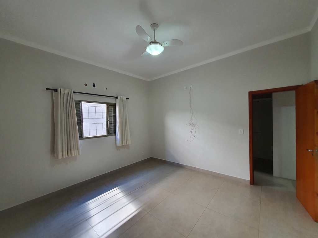 Casa em Jales, no bairro Jardim Monterey