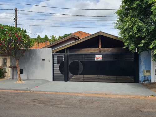 Casa, código 4661 em Jales, bairro Conjunto Habitacional Vereador Dercilio Joaquim Carvalho