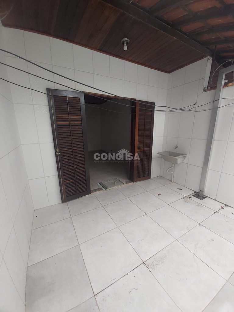Casa de Condomínio em Caraguatatuba, no bairro Jardim Porto Novo