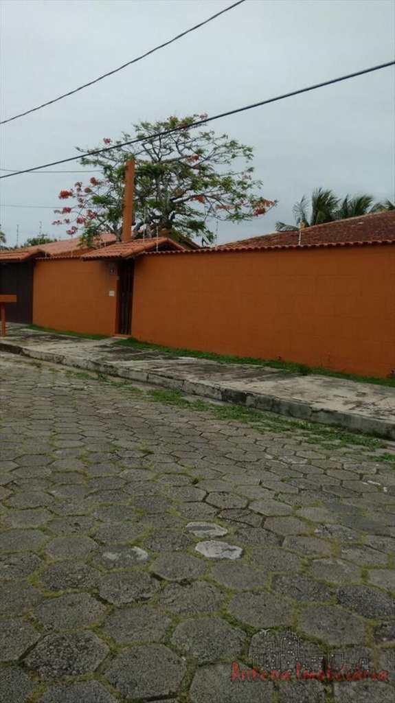 Casa em Itanhaém, no bairro Raul Cury