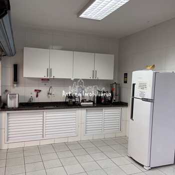 Prédio Comercial em São Paulo, bairro Santa Cecília