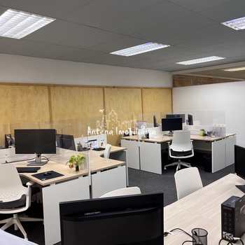 Prédio Comercial em São Paulo, bairro Santa Cecília