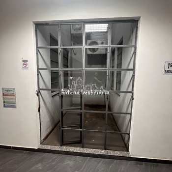 Prédio Comercial em São Paulo, bairro Santa Cecília