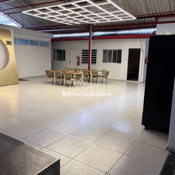 Prédio Comercial em São Paulo, bairro Santa Cecília