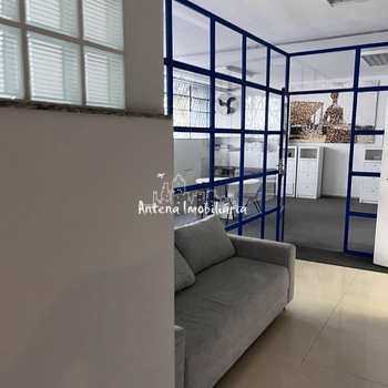 Prédio Comercial em São Paulo, bairro Santa Cecília