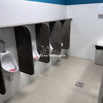 Prédio Comercial em São Paulo, bairro Santa Cecília