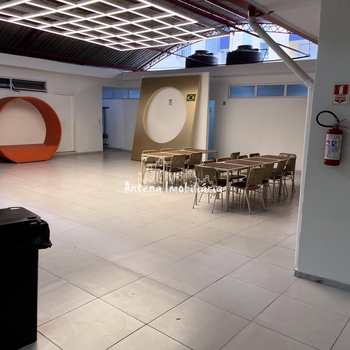 Prédio Comercial em São Paulo, bairro Santa Cecília