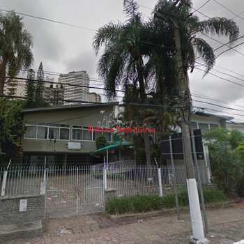 Sobrado em São Paulo, bairro Pacaembu