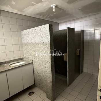 Prédio Comercial em São Paulo, bairro Santa Cecília