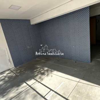 Prédio Comercial em São Paulo, bairro Santa Cecília