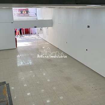 Prédio Comercial em São Paulo, bairro Santa Cecília