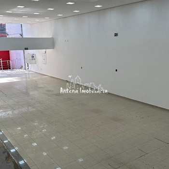 Prédio Comercial em São Paulo, bairro Santa Cecília