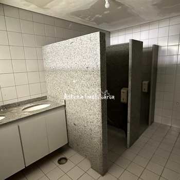 Prédio Comercial em São Paulo, bairro Santa Cecília