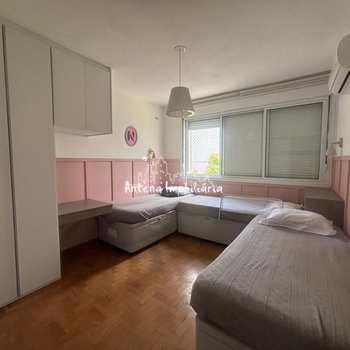 Apartamento em São Paulo, bairro Santa Cecília