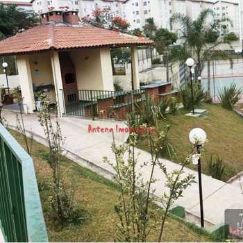 Apartamento em Ferraz de Vasconcelos, bairro Jardim São Miguel