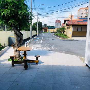 Casa de Condomínio em Ferraz de Vasconcelos, bairro Jardim Temporim