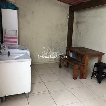Casa de Condomínio em Ferraz de Vasconcelos, bairro Jardim Temporim