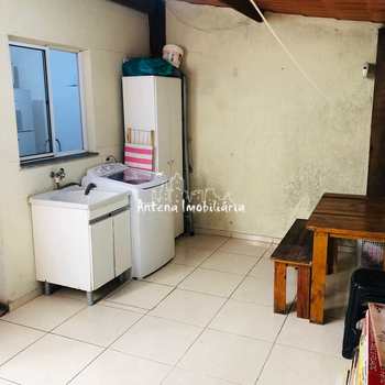 Casa de Condomínio em Ferraz de Vasconcelos, bairro Jardim Temporim