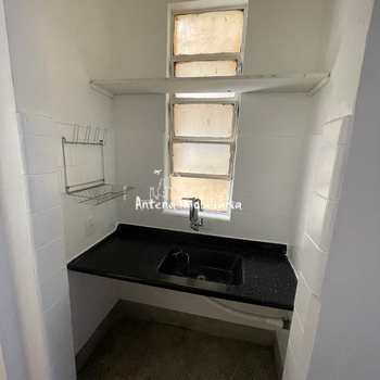 Kitnet em São Paulo, bairro Santa Cecília