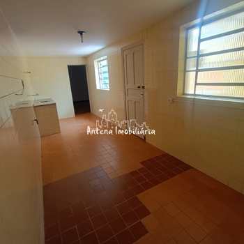 Casa em São Paulo, bairro Água Branca