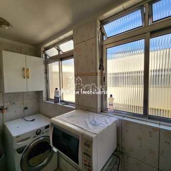Apartamento em Ferraz de Vasconcelos, bairro Parque São Francisco