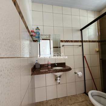 Apartamento em Ferraz de Vasconcelos, bairro Parque São Francisco