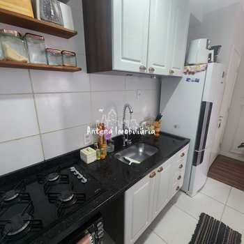 Apartamento em Ferraz de Vasconcelos, bairro Jardim Rodrigues Alves