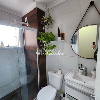 Apartamento em Ferraz de Vasconcelos, bairro Jardim Rodrigues Alves