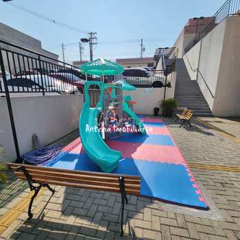 Apartamento em Ferraz de Vasconcelos, bairro Jardim Rodrigues Alves