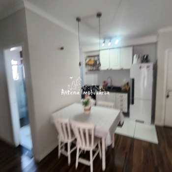 Apartamento em Ferraz de Vasconcelos, bairro Jardim Rodrigues Alves