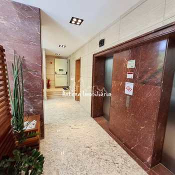 Conjunto Comercial em São Paulo, bairro Anhangabaú