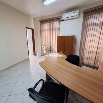 Conjunto Comercial em São Paulo, bairro Anhangabaú