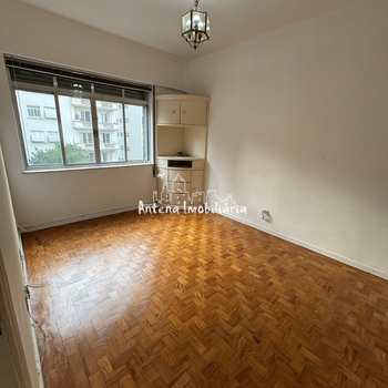 Apartamento em São Paulo, bairro Santa Cecília