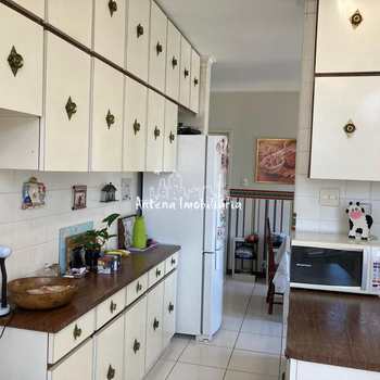 Apartamento em São Paulo, bairro Higienópolis