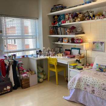 Apartamento em São Paulo, bairro Higienópolis