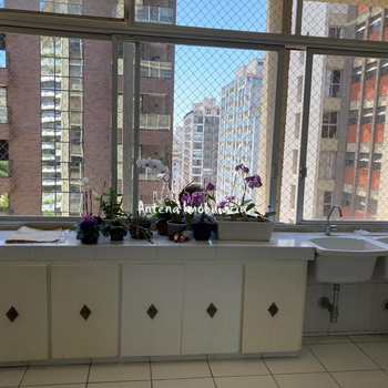 Apartamento em São Paulo, bairro Higienópolis