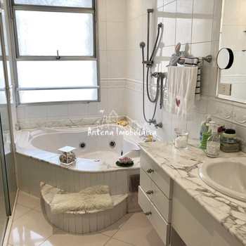 Apartamento em São Paulo, bairro Higienópolis
