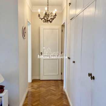Apartamento em São Paulo, bairro Higienópolis