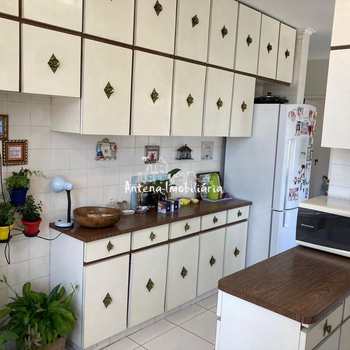 Apartamento em São Paulo, bairro Higienópolis