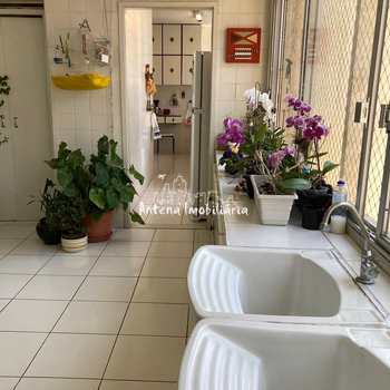 Apartamento em São Paulo, bairro Higienópolis