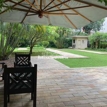 Apartamento em São Paulo, bairro Higienópolis