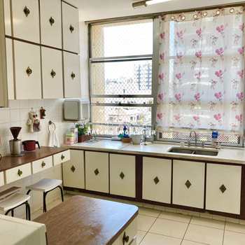 Apartamento em São Paulo, bairro Higienópolis
