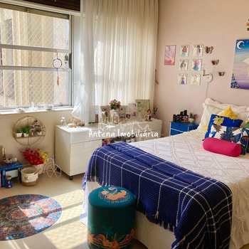 Apartamento em São Paulo, bairro Higienópolis