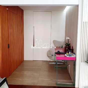 Apartamento em São Paulo, bairro Santa Cecília