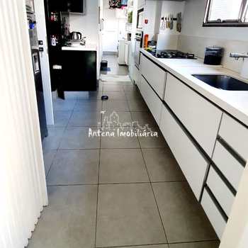 Apartamento em São Paulo, bairro Santa Cecília