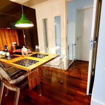 Apartamento em São Paulo, bairro Santa Cecília