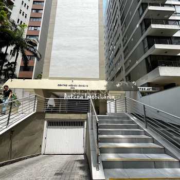 Casa Comercial em São Paulo, bairro Higienópolis